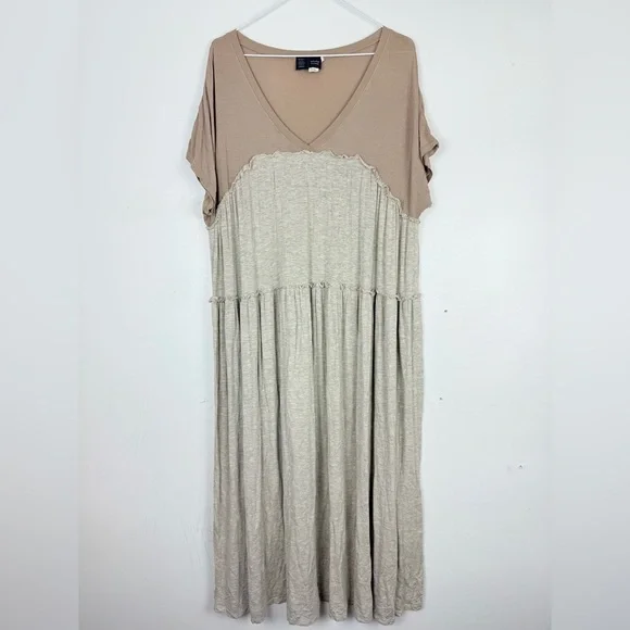 Anthropologie Saturday Sunday Tiered Neutral Colorblock Relaxed Knit Boho Dress - Picture 3 of 7